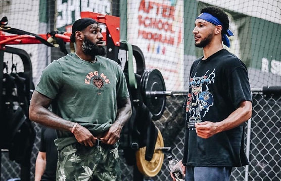 在各自的联 在各自的联