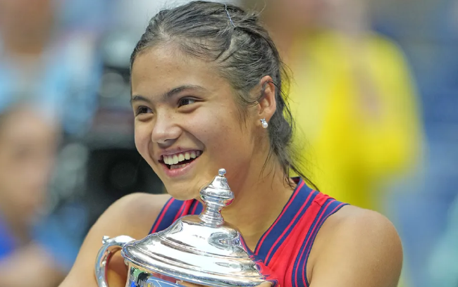 合中显得有 合中显得有