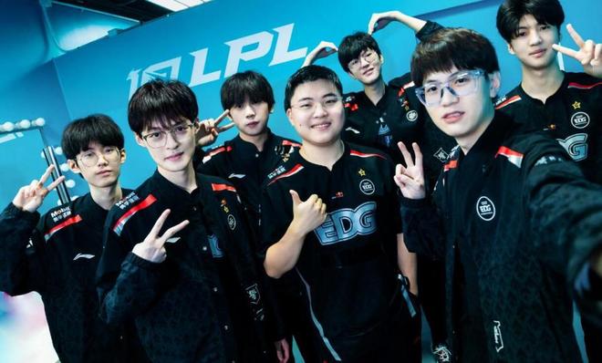 场上的一席 场上的一席