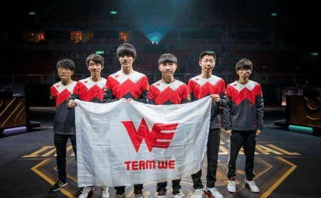 佩戴眼罩进 佩戴眼罩进