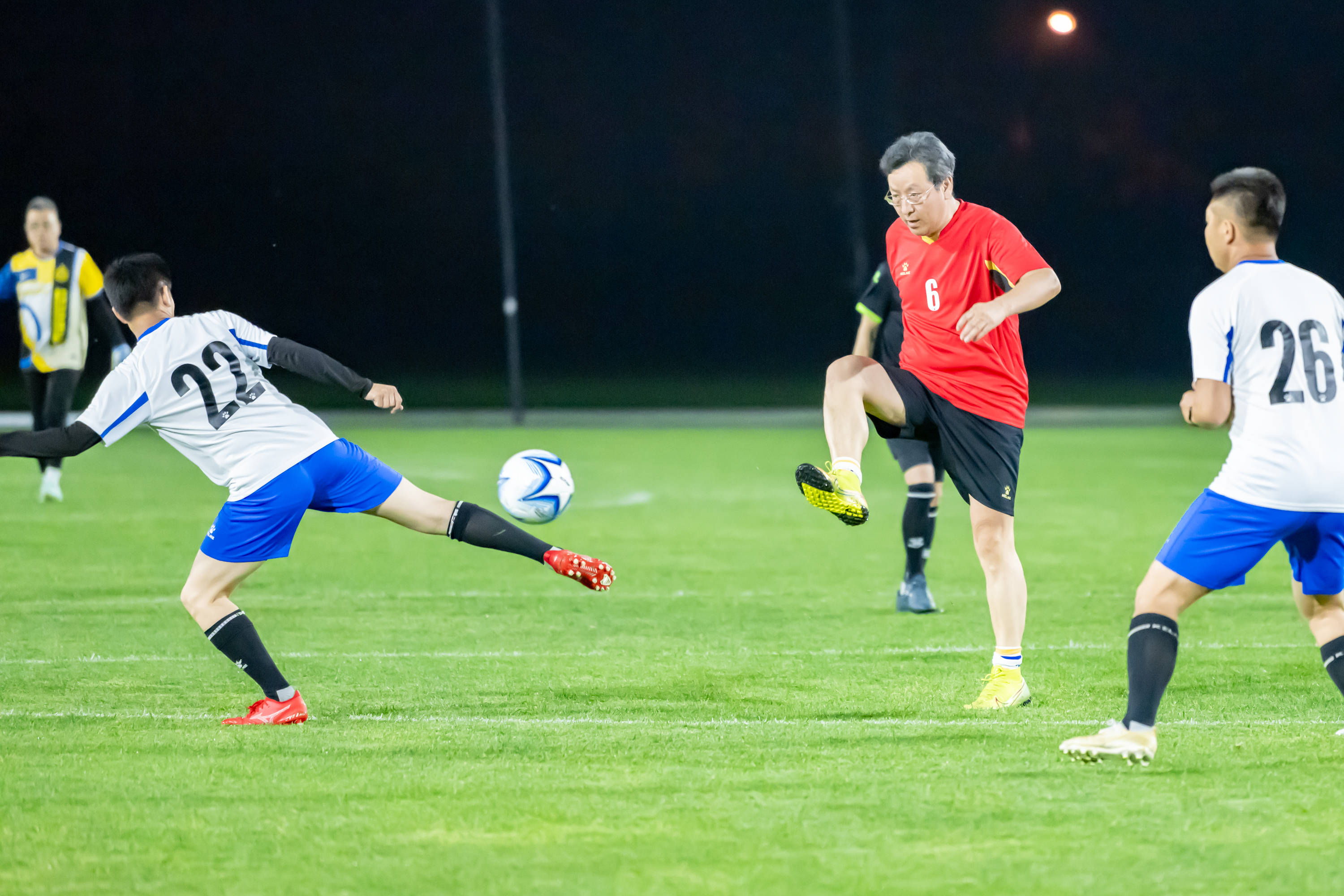 弱侧突然压 弱侧突然压